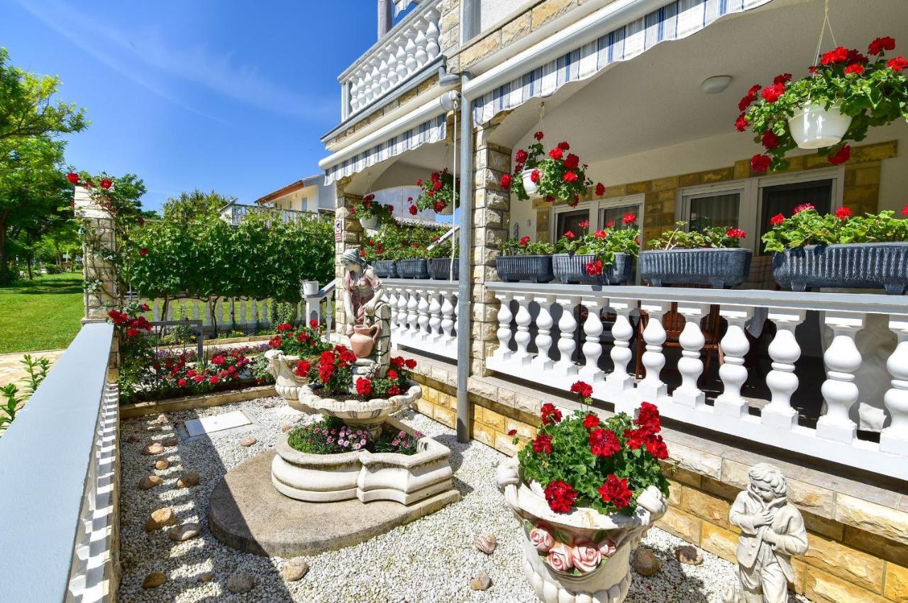 Apartments Rote Rosen 宁 外观 照片